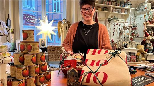 Ilka Kuhn von La Tienda in Stade hat für den spontanen Weihnachtsgeschenke-Einkauf einen schönen Dreiklang zusammengestellt - für alle Preisklassen.