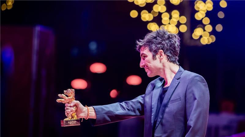 Ilker Çataks bekam für seinen Film den Goldenen Bären. 