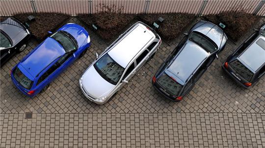 Illustration: Auslöser in Winsen soll ein belegter Parkplatz vor einem Mehrfamilienhaus in der Straßburger Straße gewesen sein.