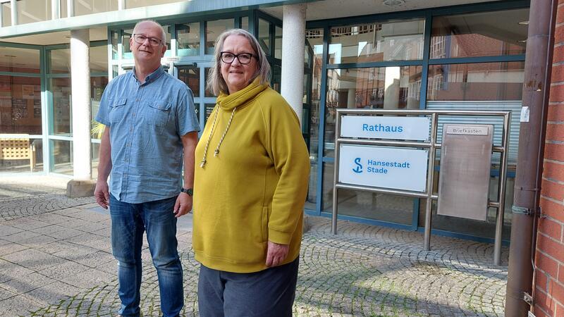 Anlaufstelle für Behinderte in Stade Ilse-Marie Jungclaus und Horst Mau sind die Behindertenbeauftragten der Hansestadt Stade. Foto: Hansestadt Stade