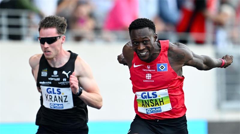 Im 100-Meter-Finale war Owen Ansah (r.) bei den deutschen Meisterschaften nicht zu schlagen.