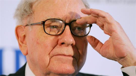 Im Alter von 95 Jahren will Warren Buffett sein Vermögen beschleunigt spenden. (Archivbild)