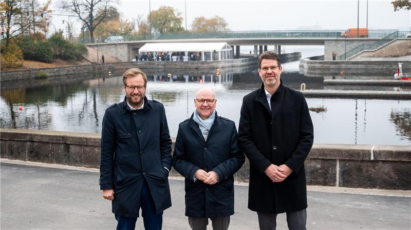 Im Bau-Endspurt 2025 wurden die Flächen rund um die Hohenfelder Bucht instandgesetzt und modern weiterentwickelt.