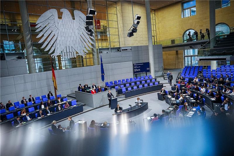 Kitas, Kliniken, Steuern: Was der Bundestag beschlossen hat Im Bundestag sind zahlreiche Gesetze beschlossen worden.