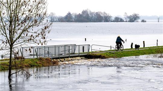 Im Dezember 2023 und Januar 2024 wurden Teile Deutschlands überschwemmt, weil es mehr als üblich regnete. Niedersachsen und Bremen waren besonders betroffen. (Archivbild)