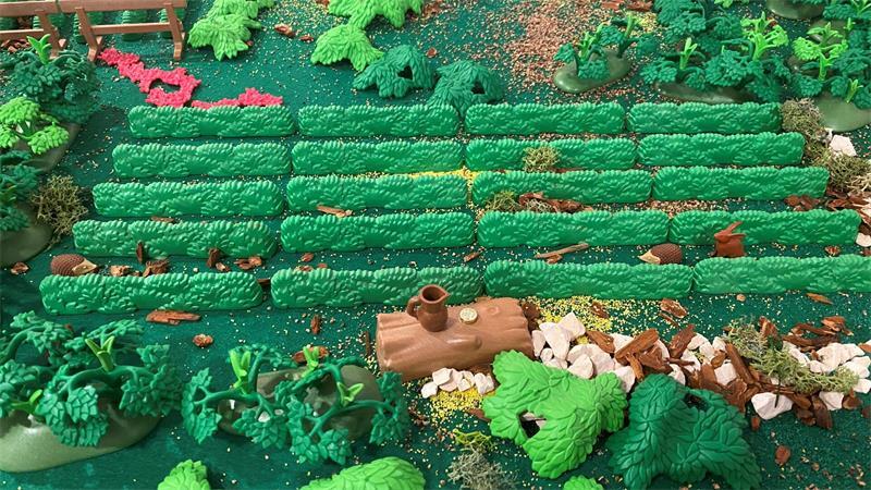 Märchenhafte Playmobil-Welt in Buxtehude Im Diorama zum Märchen von Hase und Igel ist auch der Wetteinsatz in Szene gesetzt.