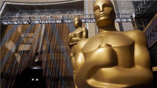 Im Dolby Theatre am Hollywood Boulevard finden die Oscars seit 2002 statt - und 2028 wohl zum letzten Mal. (Archivbild)