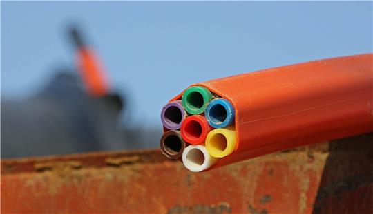 Im Flecken Harsefeld soll der Breitbandausbau schnelleres Internet bringen. Symbolbild:  Jöckel / Pixabay