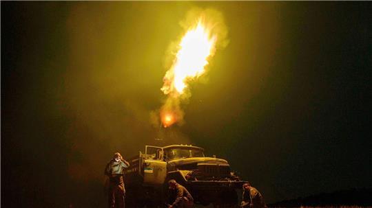 Im Gebiet Dnipropetrowsk sind bei neuen russischen Drohnen- und Raketenangriffen mindestens eine Frau getötet und elf weitere Menschen verletzt worden. (Archivbild)