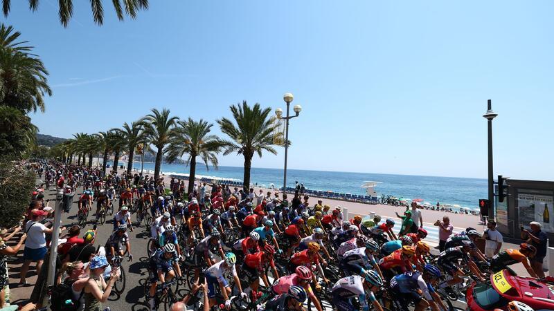 Im Hafen von Nizza startete die 20. Etappe