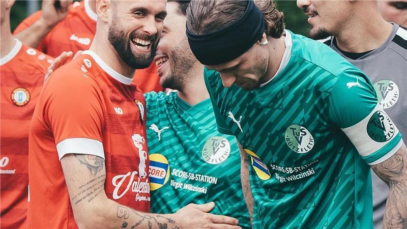 Im Hinspiel trennten sich die beiden Topteams mit 3:3.