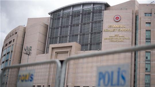 Im Istanbuler Justizpalast Caglayan findet der Prozess gegen die Angeklagten statt. (Archivbild)