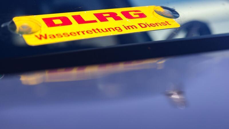 Im Kampf gegen das Ertrinken fordert die DLRG mehr Aufklärung der Bevölkerung. (Symbolbild)