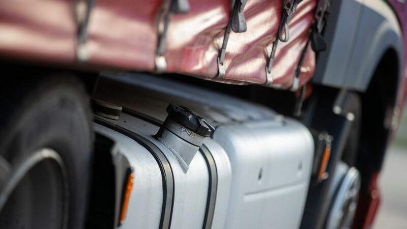 Lkw: Mehrheit der EU-Staaten für strengere CO2-Regeln Im Koalitionsstreit über schärfere CO2-Standards für Lastwagen in der EU gibt es eine Einigung.