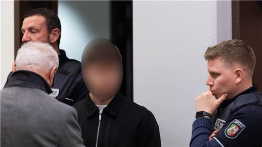 Im Kölner Prozess um ein mutmaßliches Autorennen mit zwei Toten wurden die Urteile gesprochen. (Archivbild)