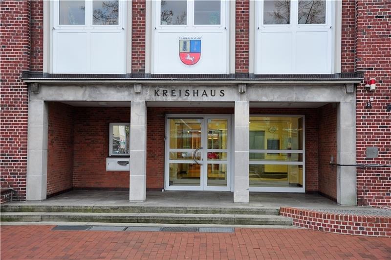 Das wollen die Parteien für den Landkreis Im Kreishaus ging es am Montag hoch her, die Kritik an der AfD war groß. Foto: Wisser