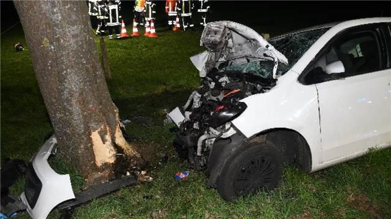 Im Landkreis Cuxhaven ereignete sich auf der Heeßeler Straße ein tödlicher Unfall.