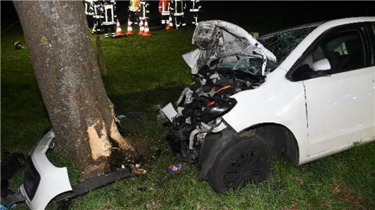 Im Landkreis Cuxhaven ereignete sich auf der Heeßeler Straße ein tödlicher Unfall.
