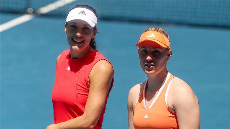 Im Legenden Doppel zeigten Andrea Petkovic (l) und Angelique Kerber (r), dass sie es auch heute noch können.