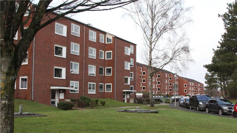 Im Matthias-Claudius-Weg sind mehrere Mehrfamilienhäuser betroffen. Und weitere sollen folgen.