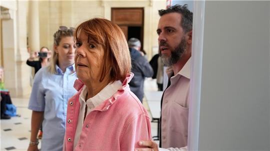 Im Missbrauchsfall Gisèle Pelicot in Frankreich hat ein verurteilter Täter in einem Berufungsprozess eine höhere Strafe erhalten.
