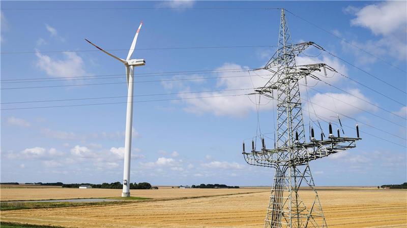 Streit um Stromreform: Im Norden günstiger als im Süden? Im Norden ist die Windstromproduktion in den vergangenen Jahren stark ausgebaut worden. (Symbolbild)