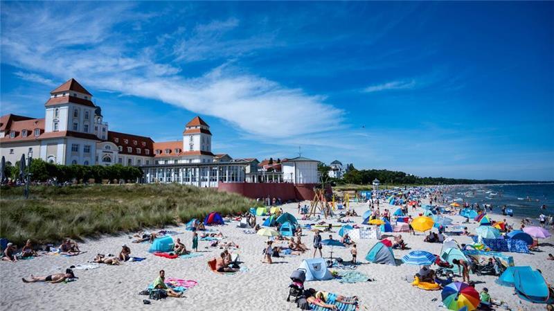 Im Ostseebad Binz auf Rügen zahlen Urlauber das ganze Jahr über Kurabgaben - auch im Winter.