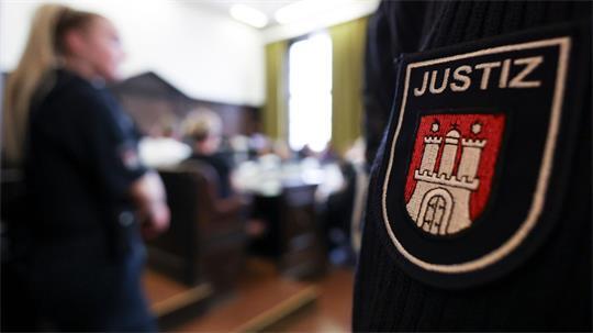 Im Prozess gegen die rechtsextreme Terrorgruppe „Letzte Verteidigungswelle“ hat das Hanseatische Oberlandesgericht das Urteil verkündet.