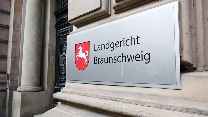 Im Prozess ging es um zusätzliches Schmerzensgeld für Angehörige der Opfer nach dem Absturz.