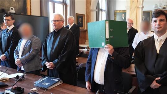 Im Prozess um den Millionen-Betrug beim Hamburger Kupferhersteller Aurubis soll am Montag das Urteil gesprochen werden. (Archivbild)
