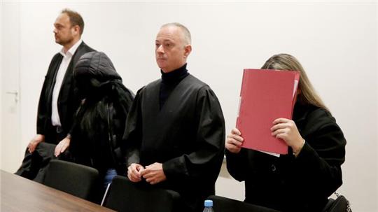 Im Prozess um den tragischen Tod eines zweijährigen Jungen in einer Mini-Kita in Gelsenkirchen wurde nun ein Urteil gesprochen.