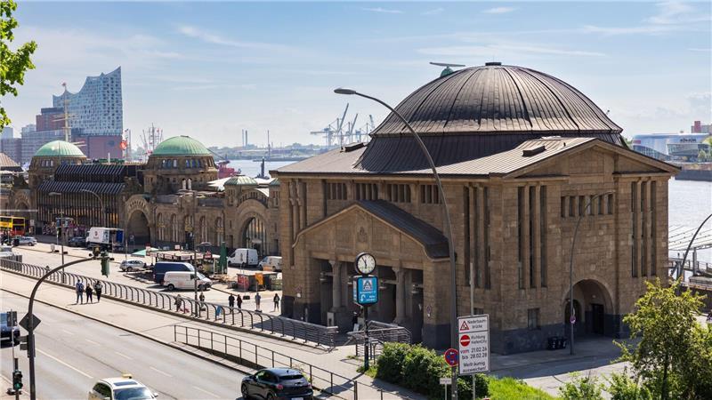 Im Rahmen der Bauarbeiten wurde der Tunnel einer umfassenden Grundinstandsetzung unterzogen