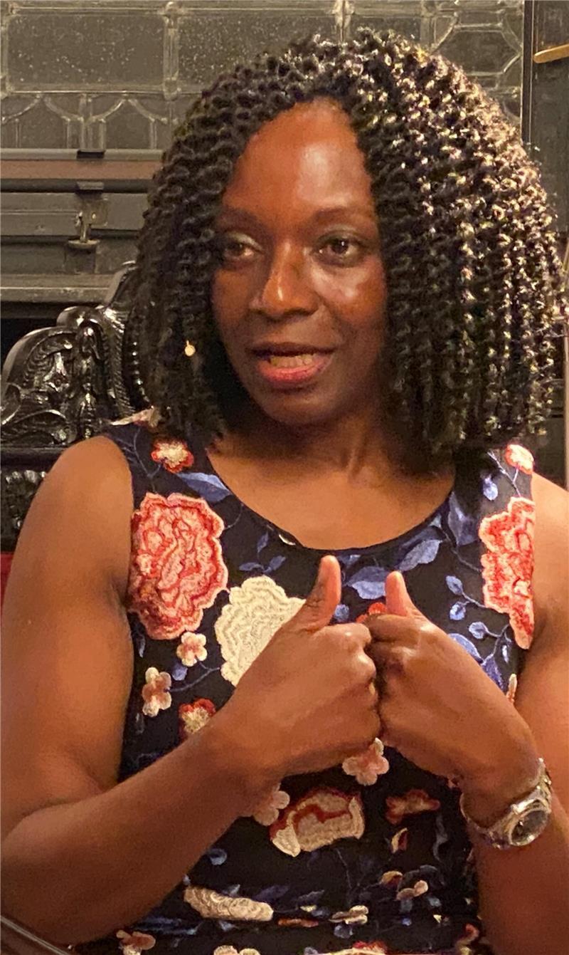 Im Rahmen der Internationalen Wochen gegen Rassismus nahm die Pädagogin und Bestsellerautorin Florence Brokowski-Shekete Stellung zu Fragen aus dem Publikum.