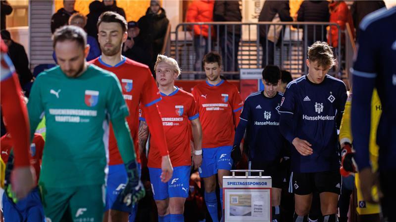 Im Schnitt spielt Matti Cebulla 24 Minuten. Zwei Mal stand er in der Startelf.