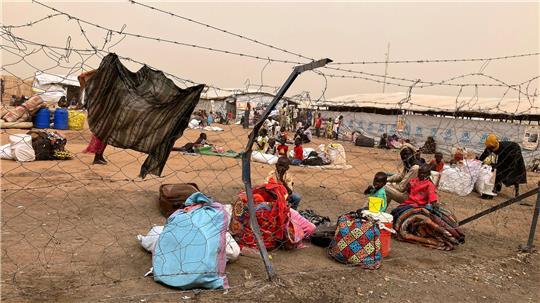 Fall der wichtigen Stadt El Fascher im Sudan droht Im Sudan herrscht seit April 2023 ein blutiger Machtkampf zwischen De-facto-Machthaber Abdel-Fattah al-Burhan und seinem einstigen Stellvertreter Mohamed Hamdan Daglo, der die RSF kommandiert. (Archivbild)
