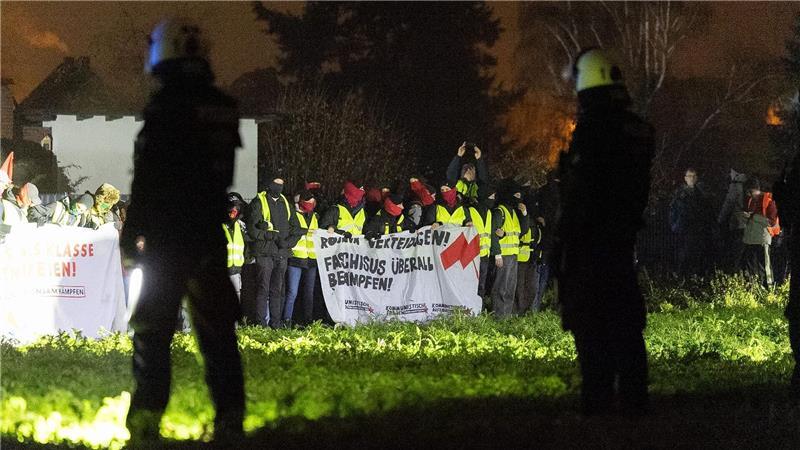 Im Tagesverlauf wollen rund 50.000 Menschen gegen die AfD auf die Straße gehen.