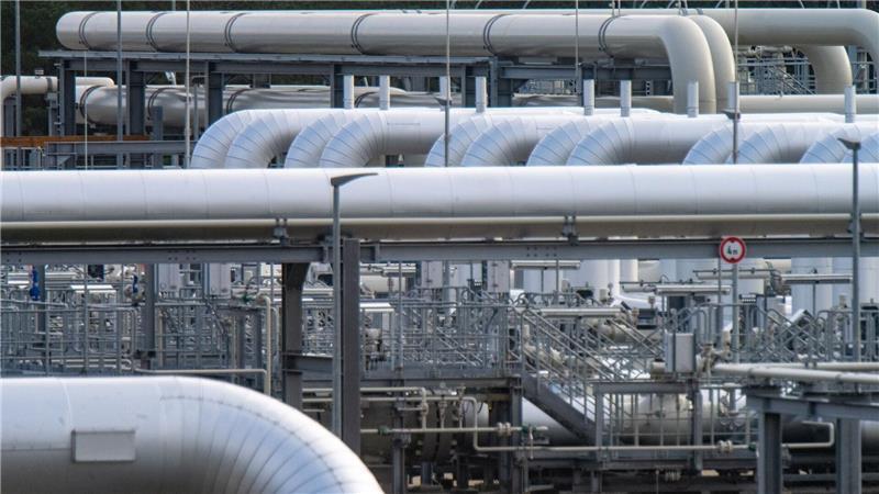 Gerhard Schröder per Video Zeuge im Untersuchungsausschuss Im Untersuchungsausschuss des Schweriner Landtags zu Nord Stream 2 sind Ex-Kanzler Gerhard Schröder und der Kanzleramtsminister seiner Nachfolgerin Angela Merkel, Helge Braun, als Zeugen geladen. (Archivbild)