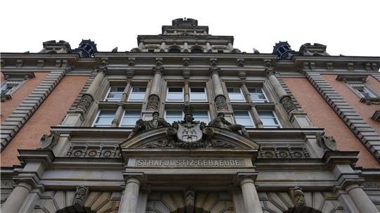 Im Verfahren um die entführten Block-Kinder soll der Geschäftsführer einer Sicherheitsfirma aussagen. (Archivbild)