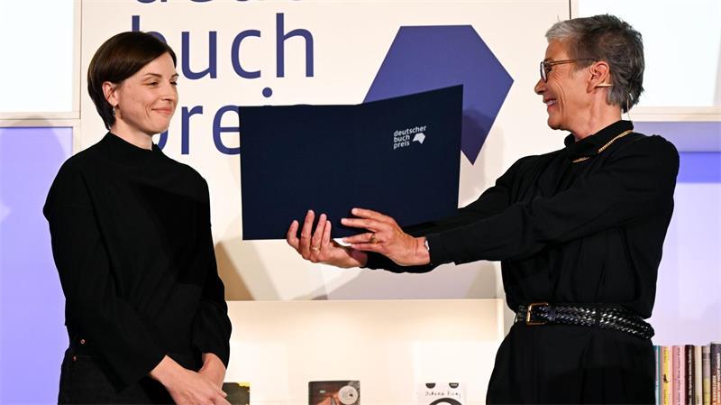 Im letzten Jahr gewann Dorothee Elmiger den Buchpreis. (Archivbild)