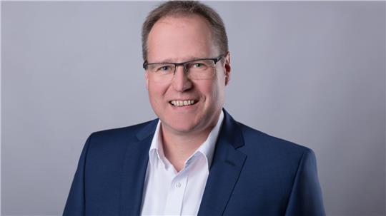 Im nächsten Jahr ist Schluss: Bis Oktober 2026 bleibt Matthias Hartlef Fredenbecks Samtgemeindebürgermeister.