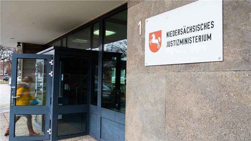 Im niedersächsischen Justizministerium beginnt die Aufarbeitung. (Archivbild)