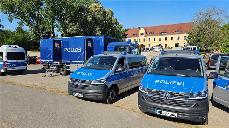 „Königreich Deutschland“ verboten – Gründer in U-Haft Im sächsischen Halsbrücke gab es Seminare für Anhänger der Vereinigung.