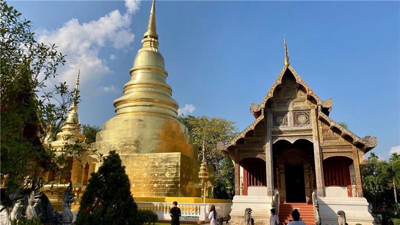 Im überwiegend buddhistischen Thailand finden die Einäscherungen meist in Tempeln statt.