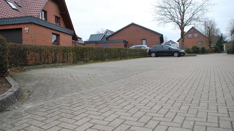 Im unmittelbarer Nähe des Beckdorfer MVZ stehen im Fliederbeerweg Parkplätze zur Verfügung.