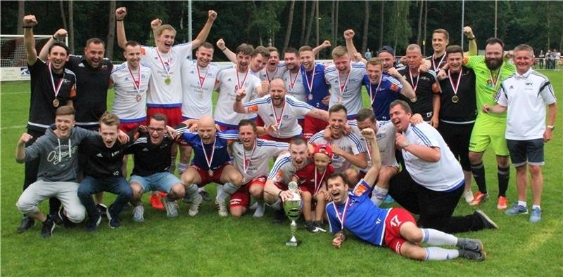 Im vergangenen Jahr jubelte die zweite Mannschaft des VfL Güldenstern Stade über den Pokalsieg. In diesem Jahr stehen sich die vierte D/A-Mannschaft und der ASC Cranz-Estebrügge II gegenüber.