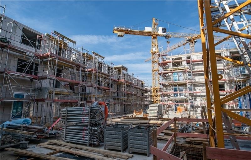 Im vergangenen Jahr sind im gesamten Hamburger Stadtgebiet mehr als 3700 neue geförderte Wohnungen fertiggestellt worden. Foto: Reinhardt/dpa