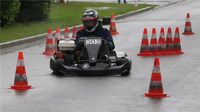 Im vergangenen Jahr war vor allem die nasse Strecke ein Problem für die Fahrerinnen und Fahrer beim Superkartslalom in Cadenberge. 