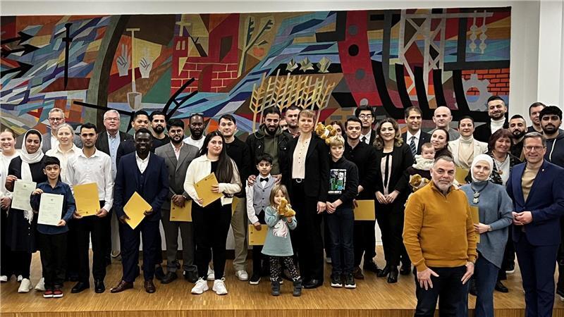 Im vergangenen Jahr wurden über 700 Menschen im Landkreis Stade eingebürgert.