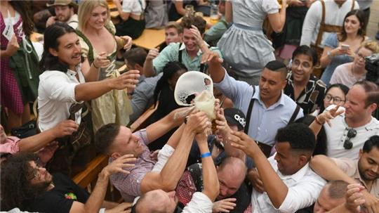 Im vergangenen Jahr zählte die Polizei mehr als 350 Verstöße gegen das Betäubungsmittelgesetz auf dem Oktoberfest.