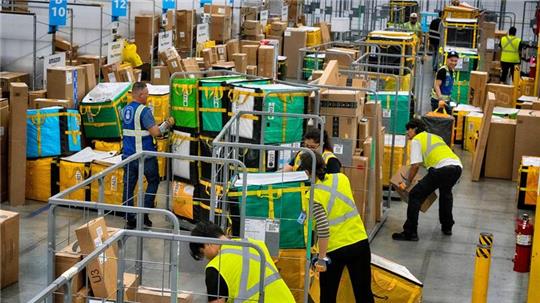 Im zweiten Quartal 2024 haben die Erwerbstätigen in Deutschland zusammengenommen so viel gearbeitet wie nie zuvor. (Archivbild)